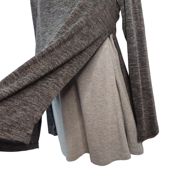 Joymom Women's Gray Longsleeve T-shirt Size L NWT - Picture 9 of 10